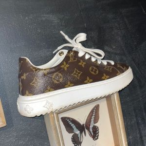 Louis Vuitton Time out sneakers. 🫶🏻